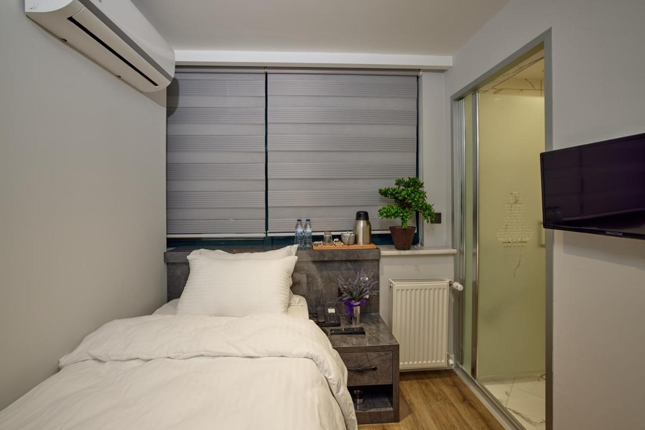 The Bold Hotel Istanbul Exterior photo